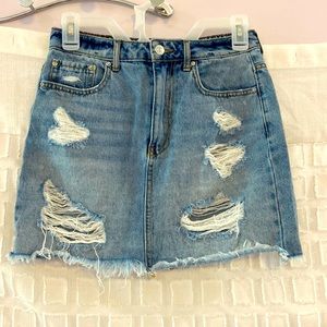 Forever 21 SIZE : Small skirt mini